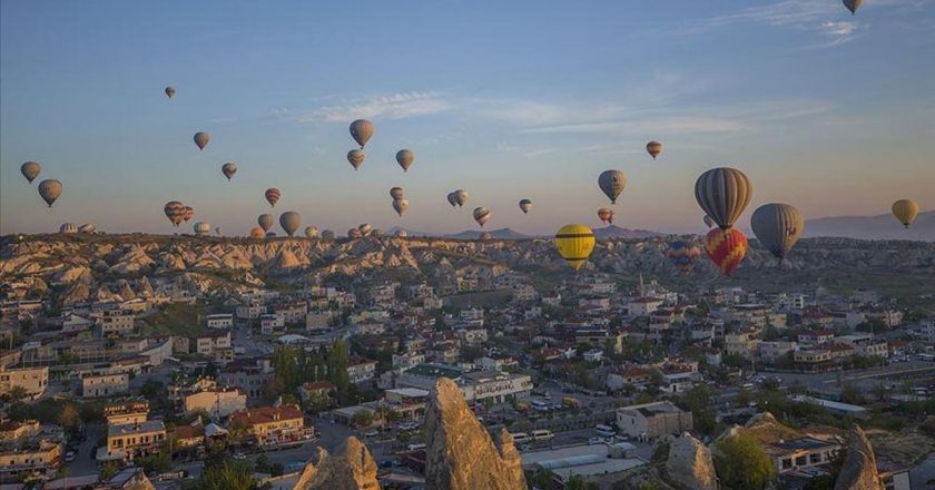 Kapadokya nerede ve oraya nasıl gidilir? Kapadokya'da gezilecek yerler nerelerdir ve neler yapılır?