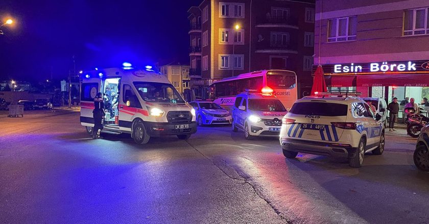 Polisten kaçan şüpheli kazaya neden oldu: 2'si polis 4 kişi yaralandı